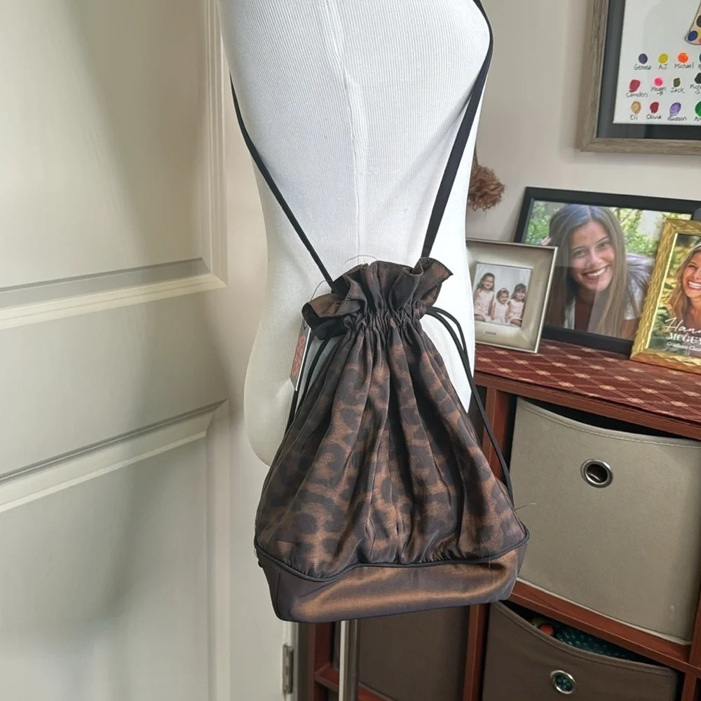 Mycra Pac Leopard Print Bucket Drawstring Handbag